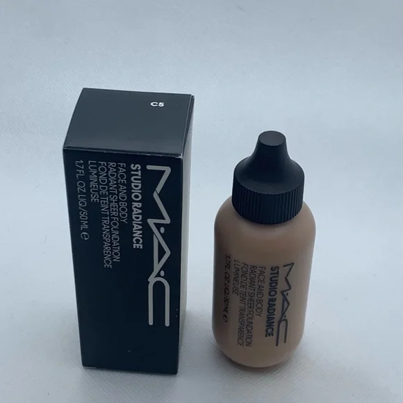 M•A•C STUDIO RADIANCE FACE AND BODY RADIANT SHEER FOUNDATION~C5 - Picture 2 of 3